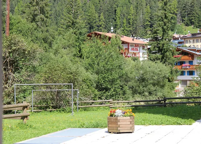 Des Alpes 公寓 卡纳泽伊